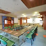 Hotel Roxy Plaza 4*