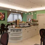 Hotel Roxy Plaza 4*