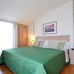 Hotel Roxy Plaza 4*