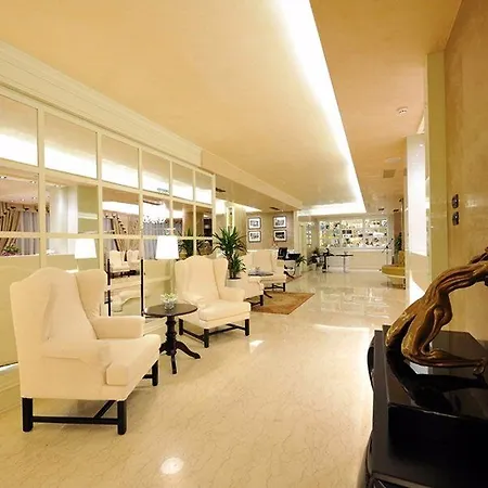 Roxy Plaza 4* 소아베