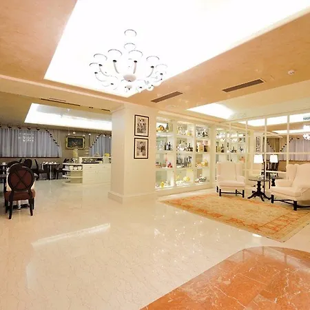 Roxy Plaza 4* 소아베