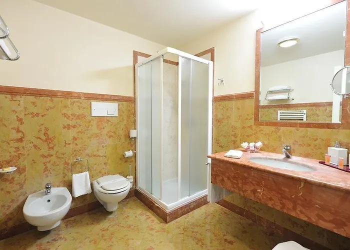 Roxy Plaza 4* Soave (Verona)