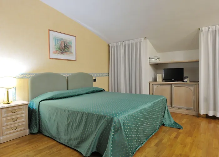 Roxy Plaza Soave (Verona)