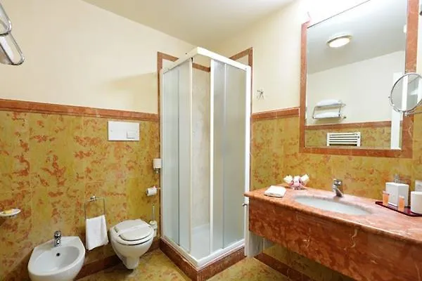 Roxy Plaza 4* Soave (Verona)