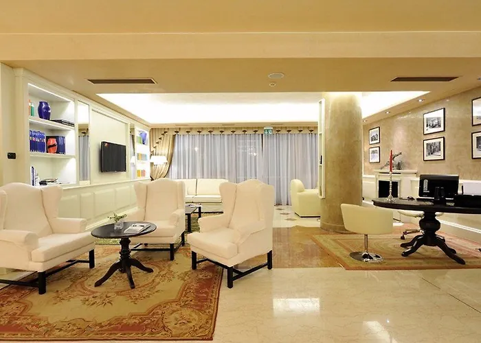 Hotell Roxy Plaza 4*