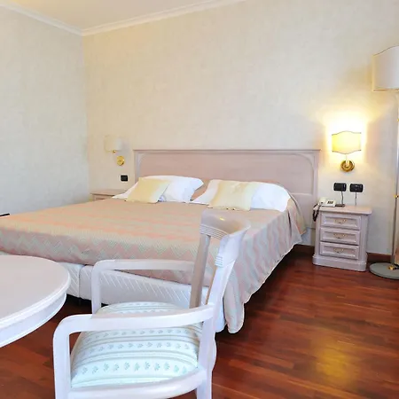 Roxy Plaza 4* Soave (Verona)