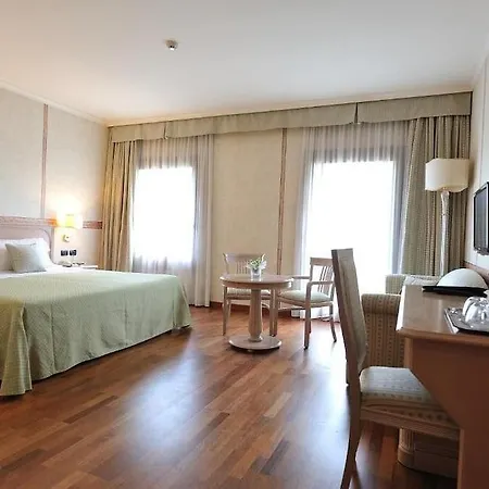 Hotel Roxy Plaza 4*