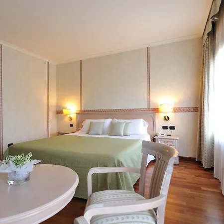 Hotel Roxy Plaza Soave (Verona)