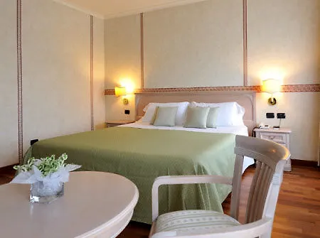Hotel Roxy Plaza Soave (Verona)