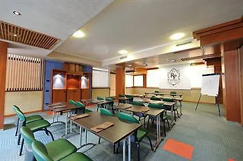 Roxy Plaza Hotel