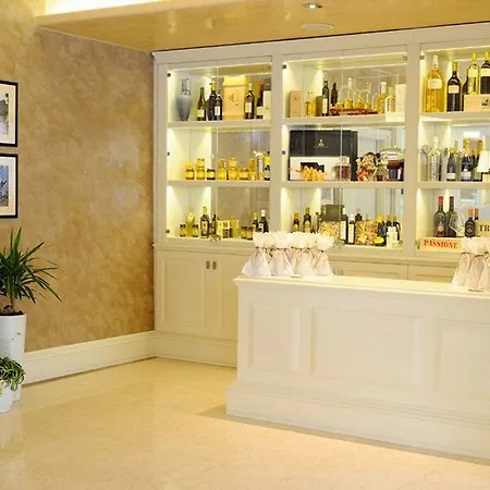 Roxy Plaza 4* Soave (Verona)