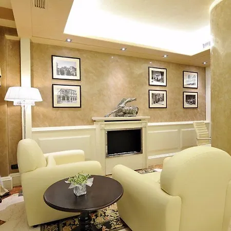 Hotel Roxy Plaza 4*
